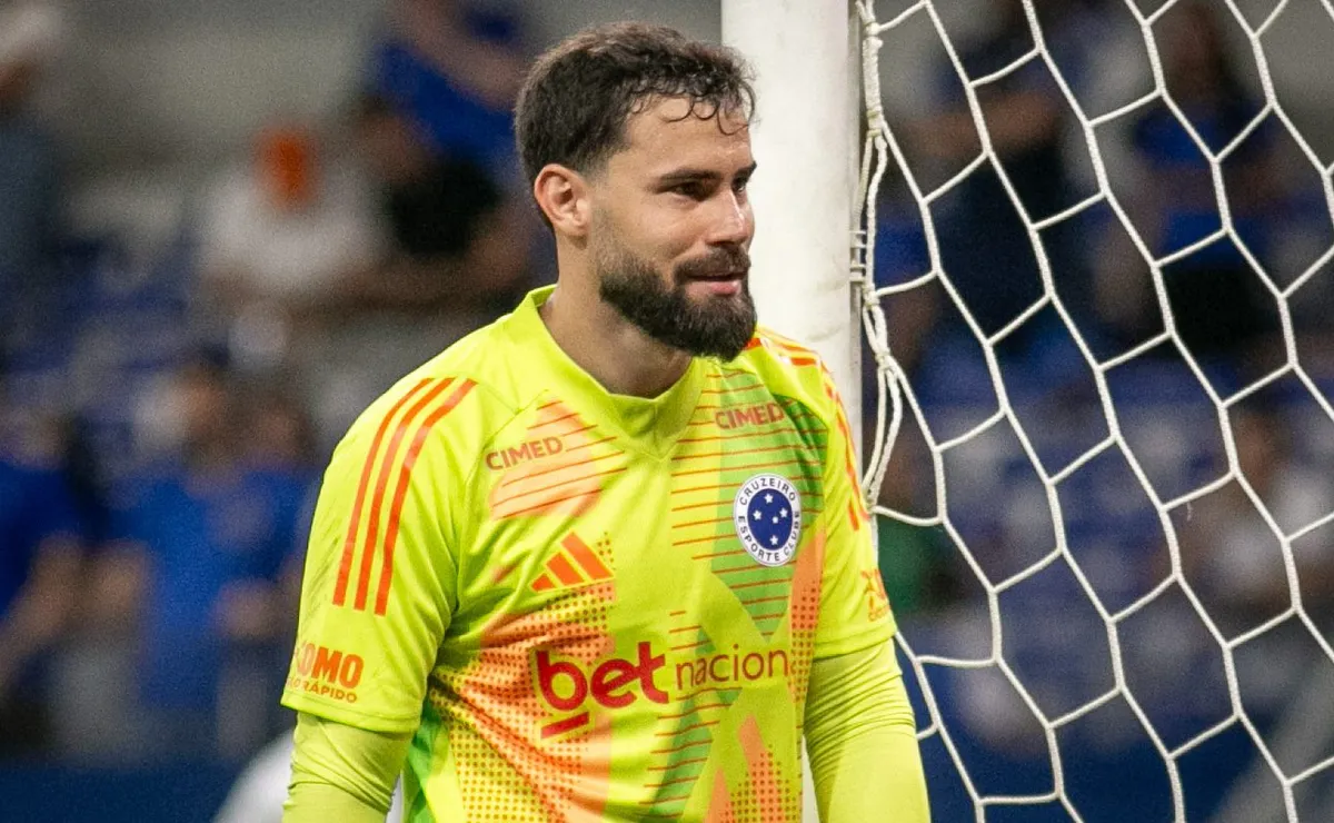Internacional volta a demonstrar interesse em Matheus Cunha em meio a indefinição no Cruzeiro