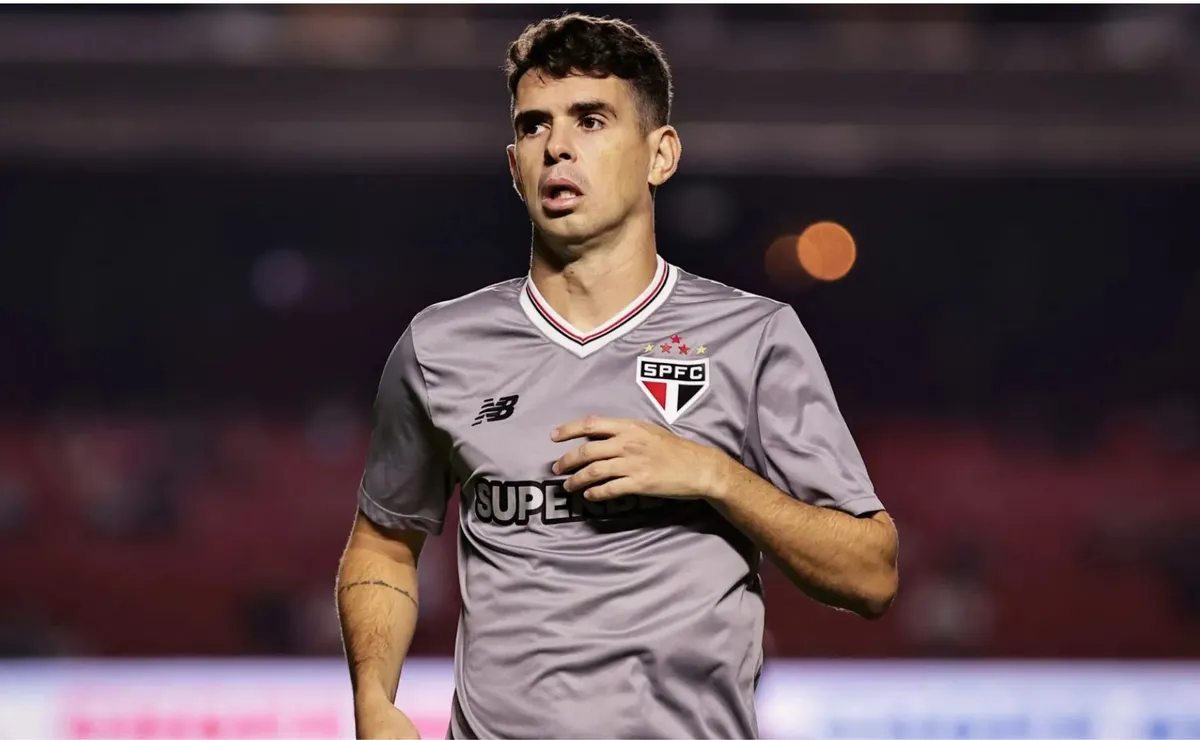 Ex-São Paulo, Oscar revela que ficou perto de se transferir ao Barcelona anos atrás