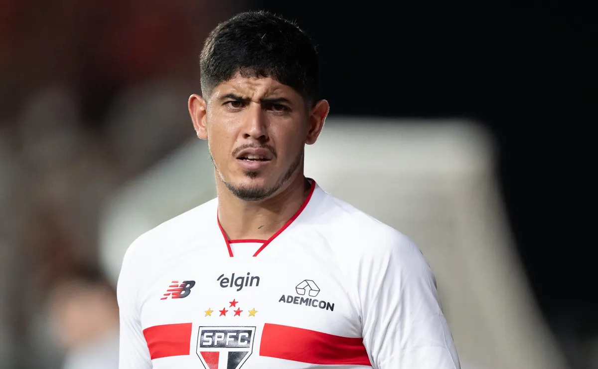 Alan Franco pede para sair do São Paulo e vai reforçar o Tigres, do México