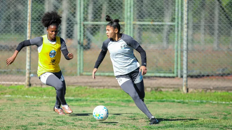 Mosqueteiras seguem treinando para o segundo semestre - Foto: Caroline Martins/Grêmio FBPA