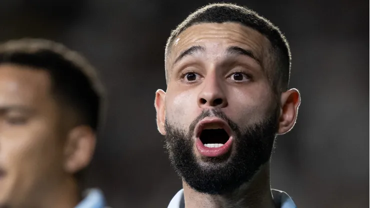Wagner Leonardo tem chance de sair do Grêmio.