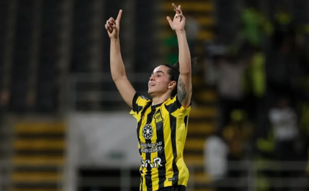 Leticia Nunes, atacante com passagem por Cruzeiro e Bahia, é o novo reforço do Grêmio