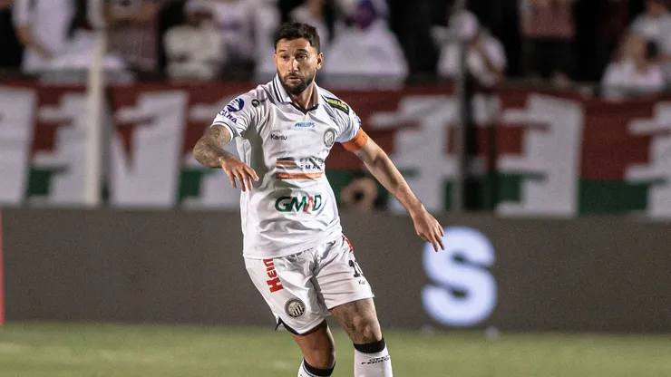 Boschilia vem se destacando no Operário-PR