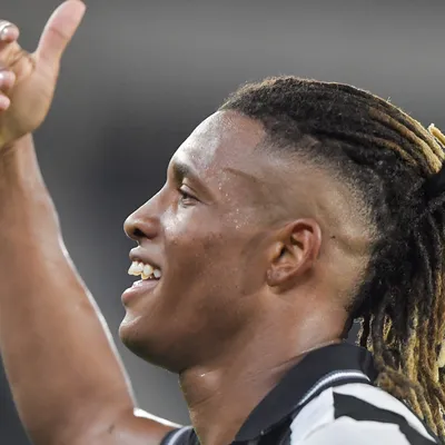 Roma oferece R$ 203 milhões por Danilo, do Botafogo