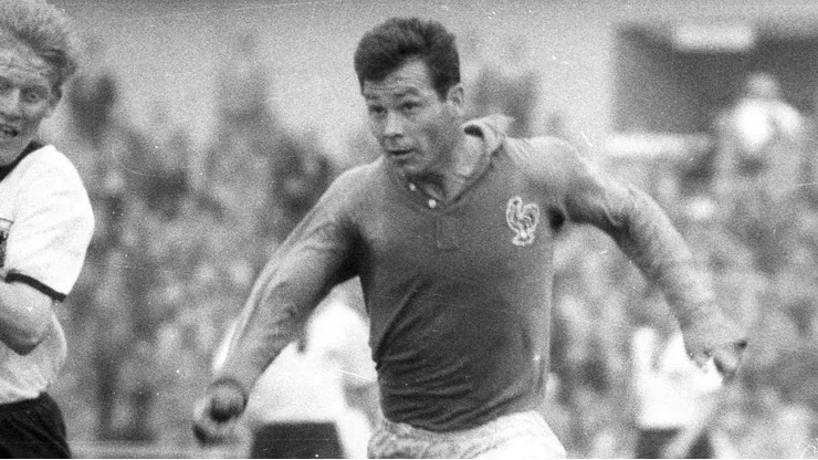 Just Fontaine assombrou a Copa de 1958 ao anotar 13 gols em seis jogos