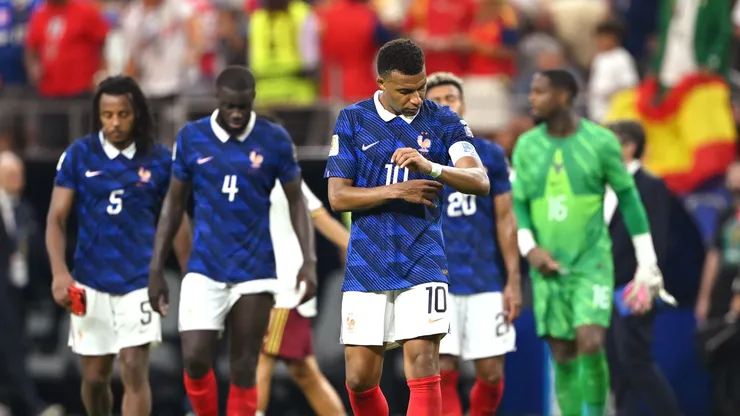 França é eliminada da Copa do Mundo após derrota por 2 a 0 contra a Espanha
