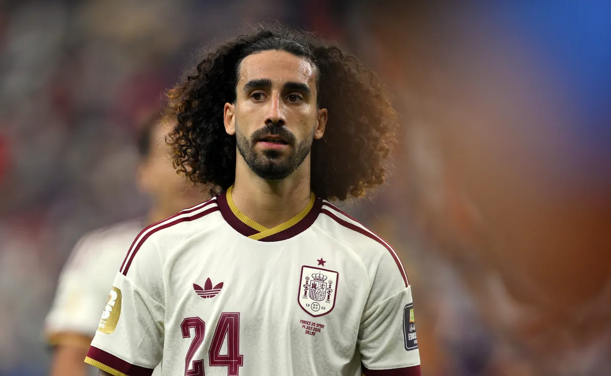 Finalista da Copa, Espanha recebe punição da FIFA por causa de Cucurella e é multada em 10 mil dólares