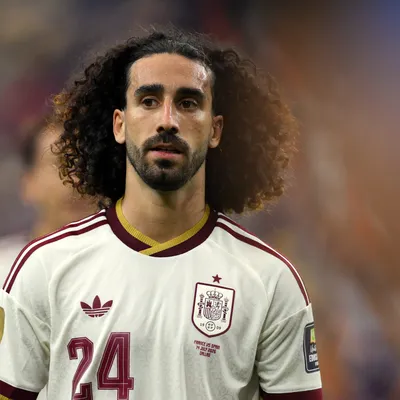 Espanha é multada em 10 mil dólares por cartão de Cucurella