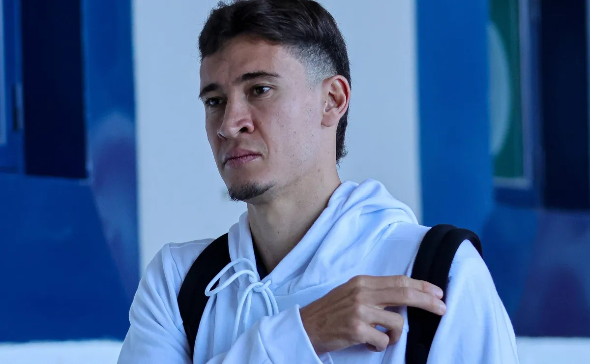 Rodrigo Dourado é oferecido, mas Corinthians descarta contratação e prioriza Arthur Melo