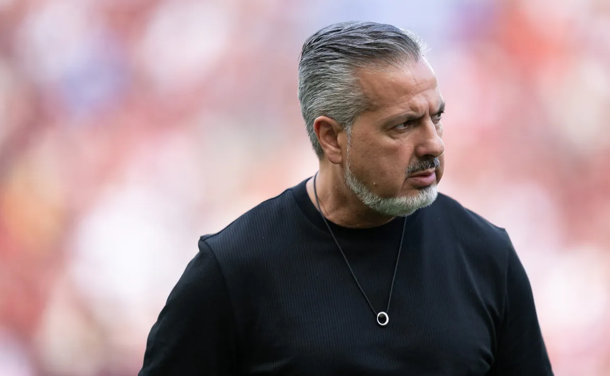 Flamengo segue investindo em jovens talento e José Boto está contratando meio-campista Andrew, do Bahia