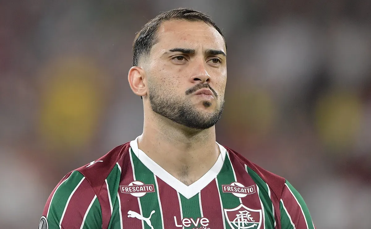 Fluminense aguarda propostas por Freytes após chegada de Thiago Silva