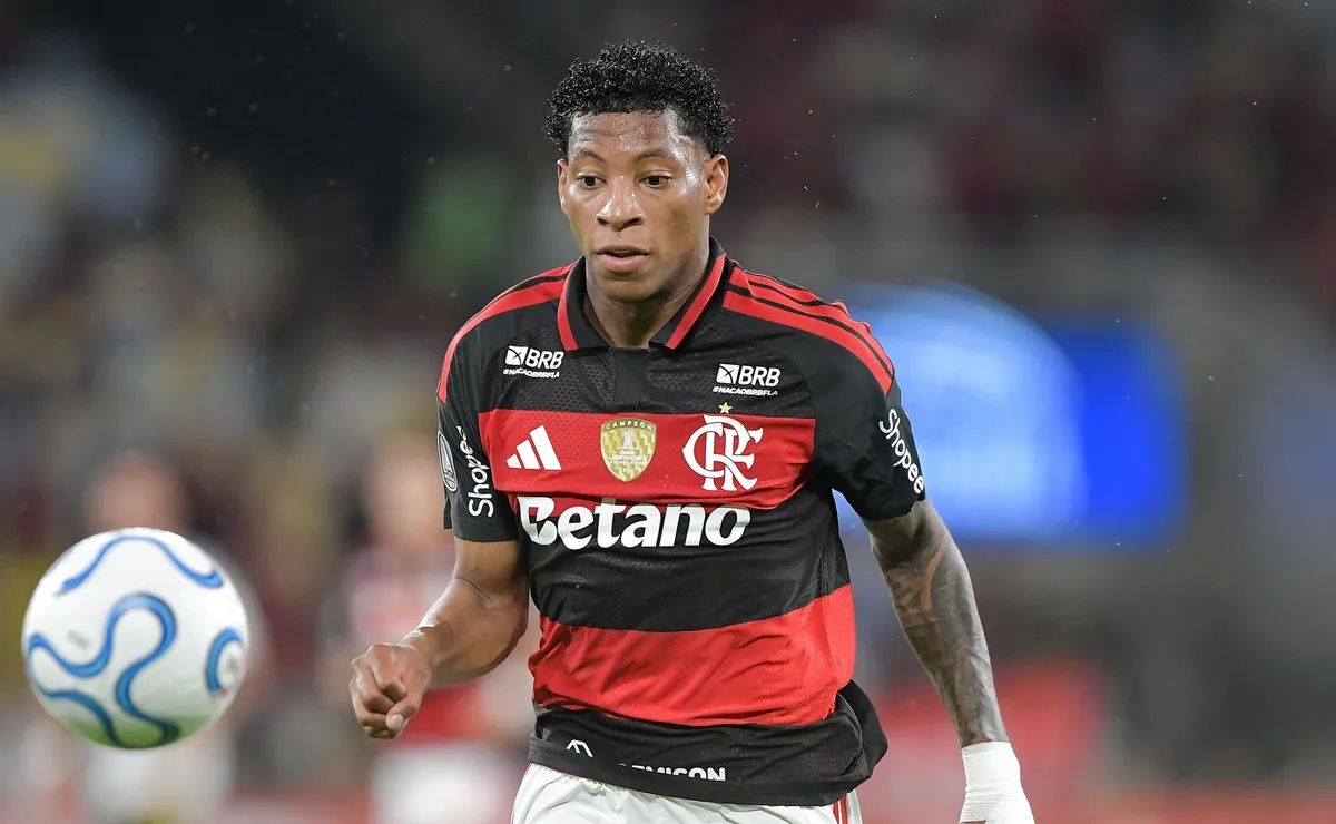 Grêmio ousa no mercado e tenta tirar Gonzalo Plata do Flamengo por empréstimo