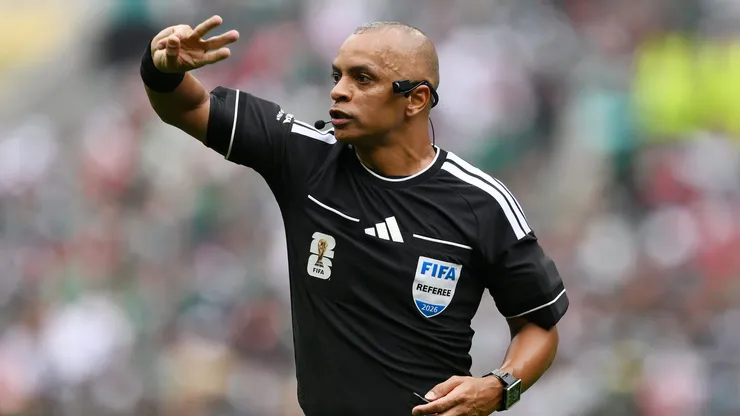 MEXICO CITY, MEXICO - JUNE 11: Referee Wilton Sampaio makes a call during the FIFA World Cup 2026 Group A match between Mexico and South Africa at Mexico City Stadium on June 11, 2026 in Mexico City, Mexico. (Photo by David Ramos/Getty Images)