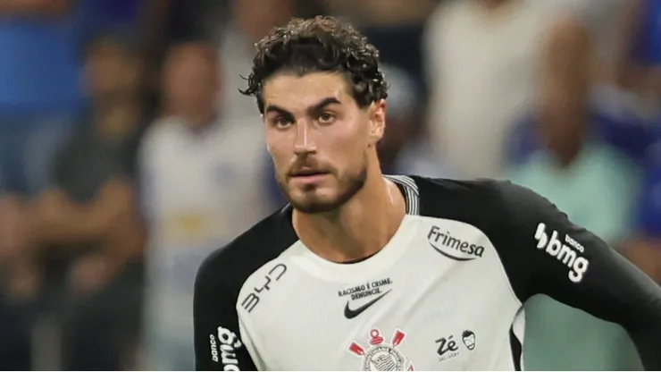 MG - BELO HORIZONTE - 25/02/2026 - BRASILEIRO A 2026, CRUZEIRO X CORINTHIANS -Pedro Raul jogador do Corinthians durante partida contra o Cruzeiro no estadio Mineirao pelo campeonato Brasileiro A 2026. Foto: Gilson Lobo/AGIF