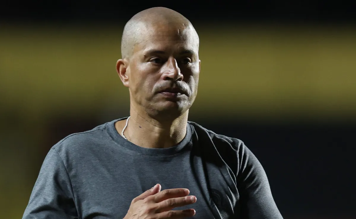 São Paulo acerta empréstimo de Negrucci ao Athletic, da Série B, após pedido de Alex