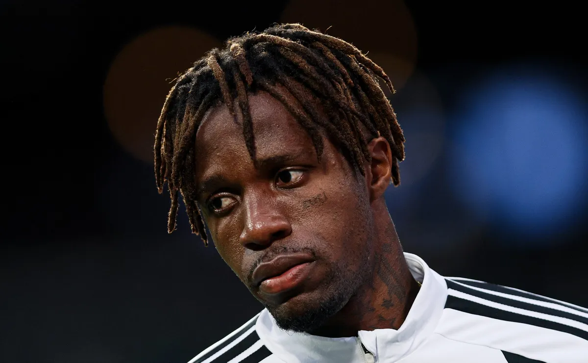 Inter avalia Zaha e Bakambu após ofertas ao clube e com saída de Rafael Borré