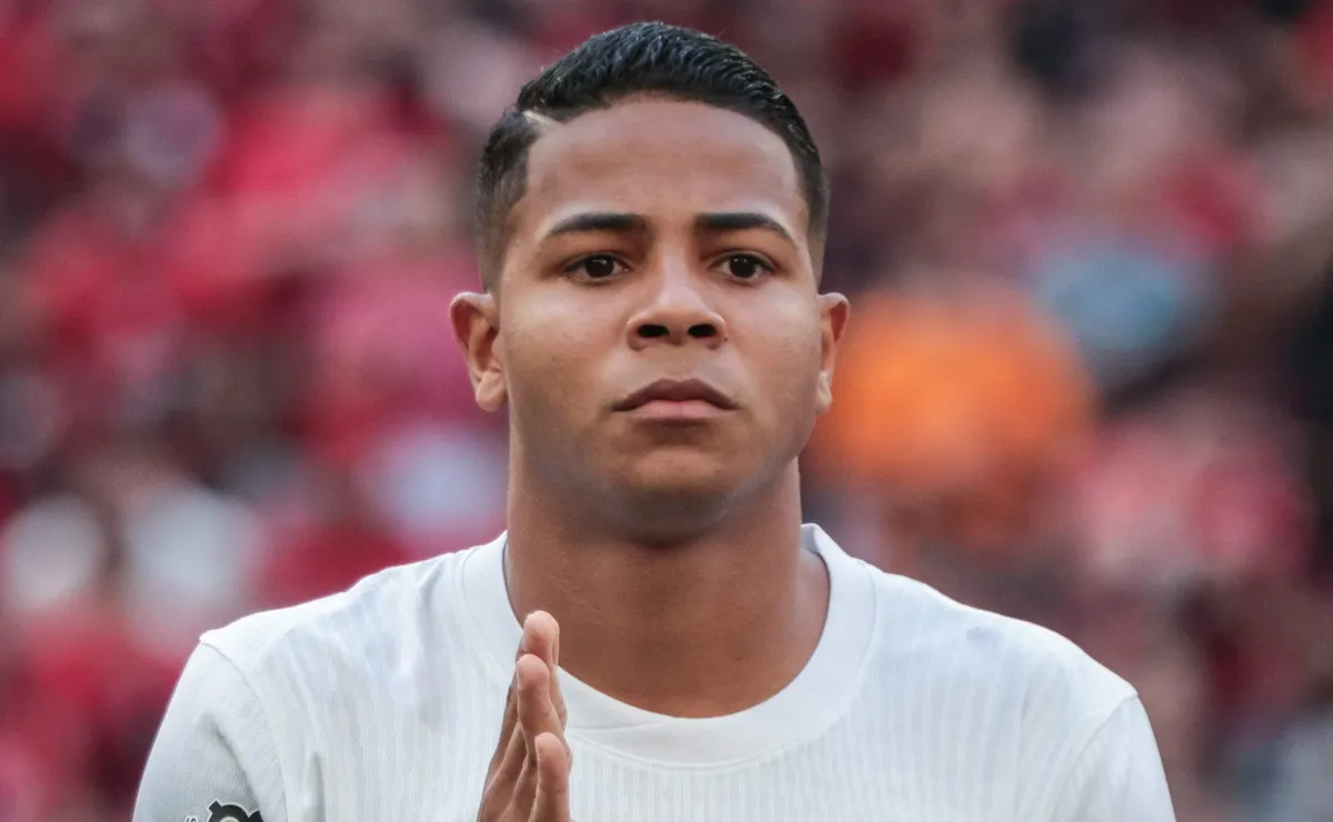Corinthians chega a acordo verbal com Wesley e tenta fim do transfer bans para fechar contratação