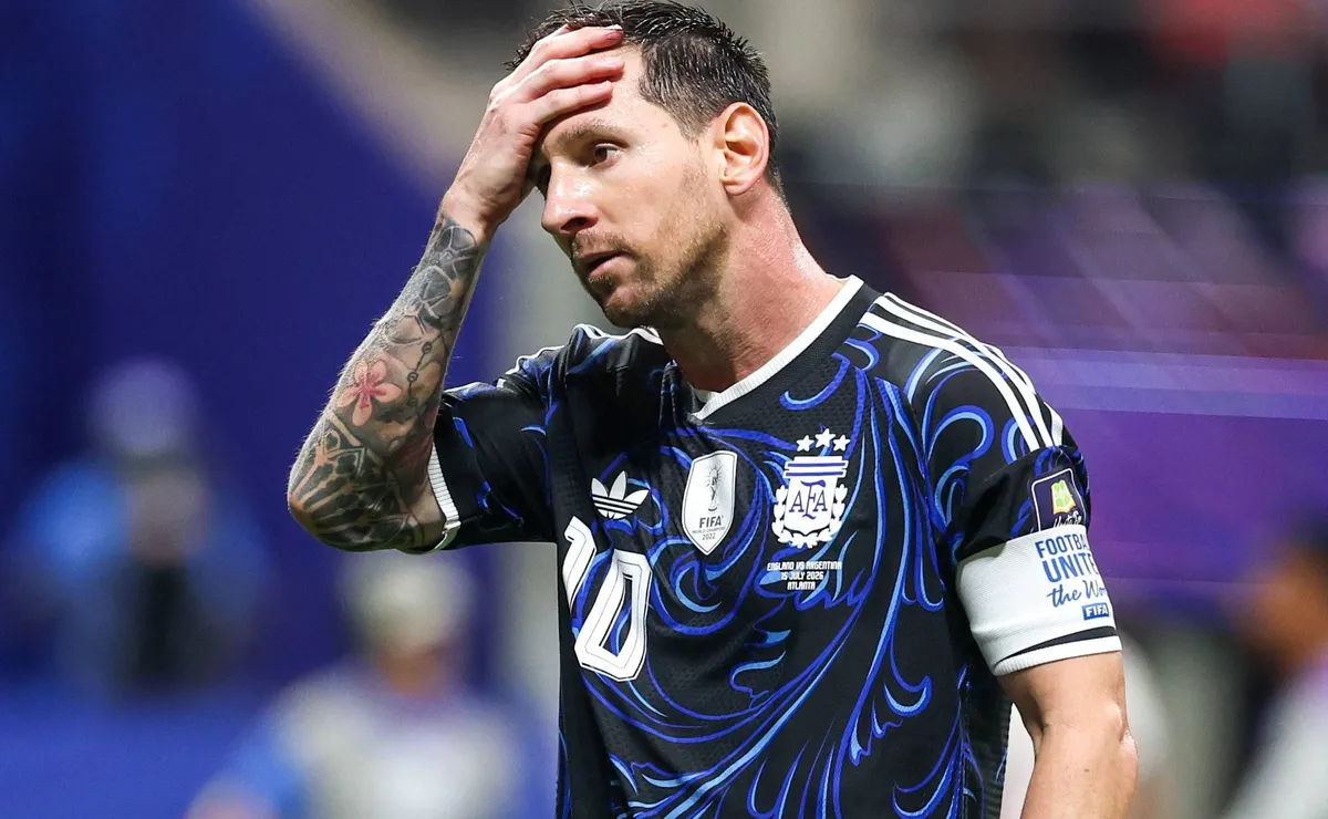 Messi brilha com duas assistências e é decisivo em classificação da Argentina para a final na Copa do Mundo