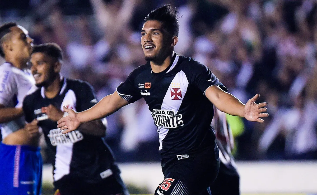 Vasco aposta em retrospecto positivo no primeiro jogo após a Copa do Mundo contra o Vitória