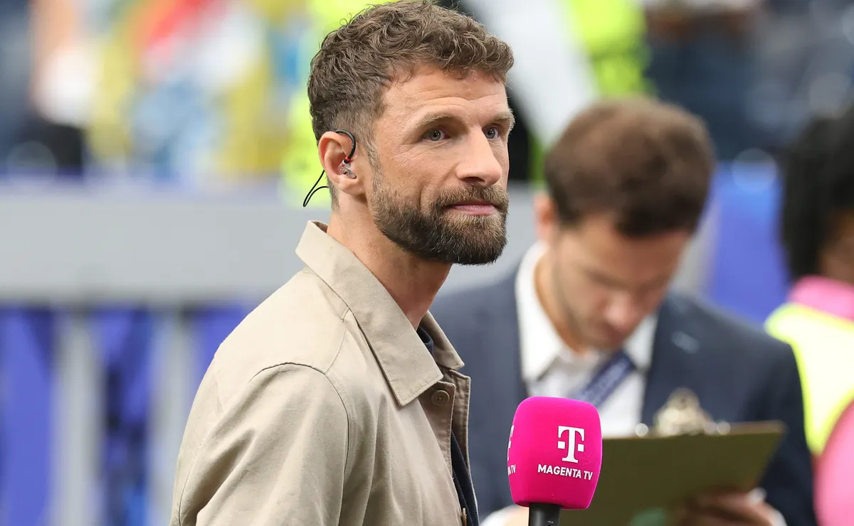 Thomas Müller questiona postura da Inglaterra em derrota contra a Argentina pela Copa do Mundo