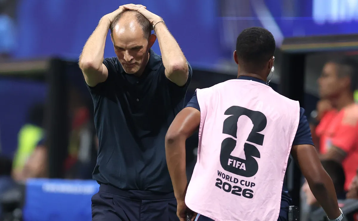 Thomas Tuchel assume culpa por eliminação da Inglaterra e admite responsabilidade pelas decisões