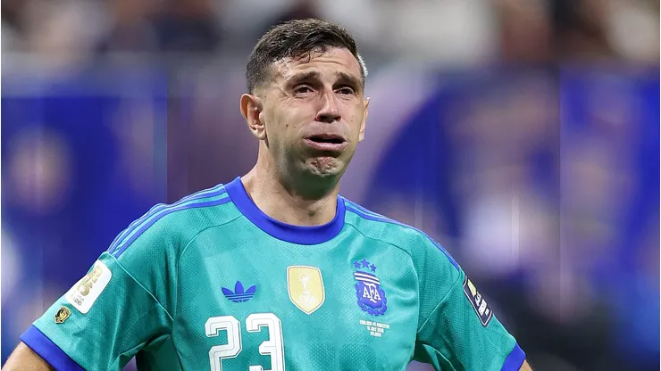 Goleiro Dibu Martínez quer mudar de clube. Foto: Justin Setterfield/Getty Images