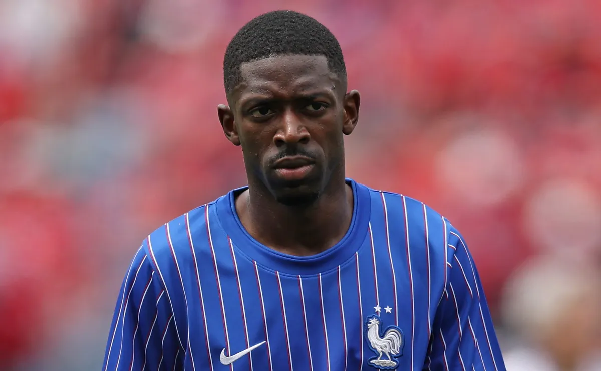 Dembélé faz cobrança no intervalo de França x Espanha e causa irritação nos companheiros de equipe