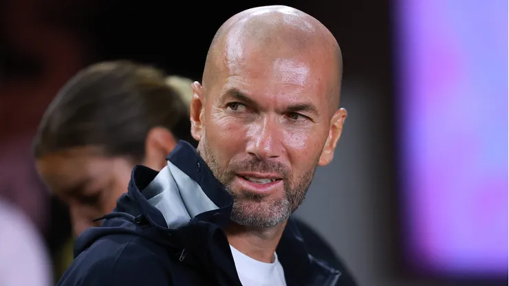 Zidane será o novo comandante da França.