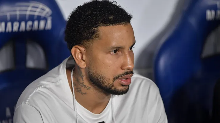 Jair jogador do Vasco antes da partida contra o Fluminense no estadio Maracana pelo campeonato Copa Do Brasil 2025.