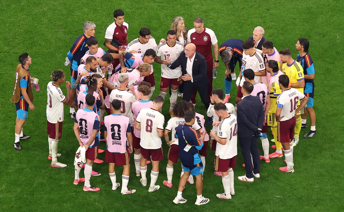 Pausa para hidratação influencia 40% dos resultados e decide jogos na Copa do Mundo