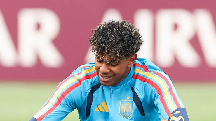 Yamal durante treino da Espanha em Nova Jersey.