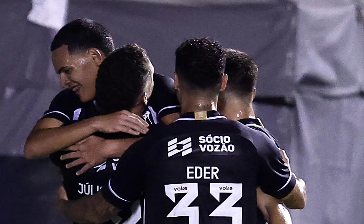 Ceará ganha três reforços para encarar o América-MG nesta sexta (17) e mira reação na Série B
