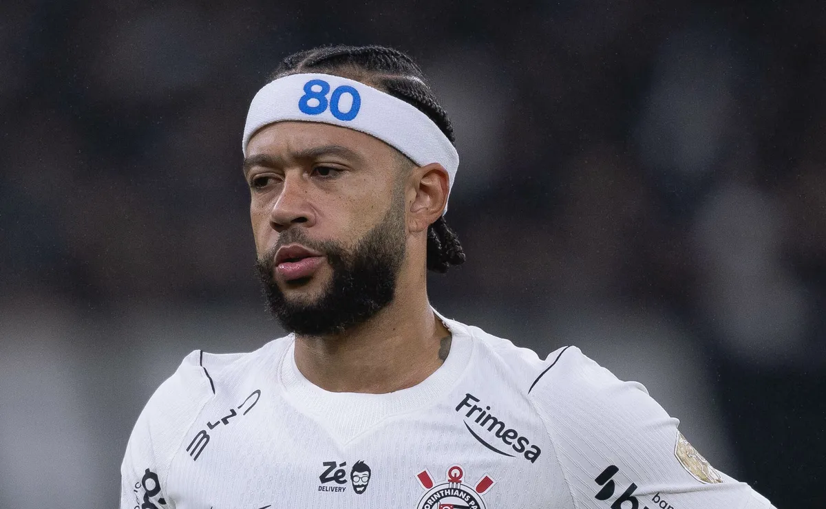 Remo recebe notícia positiva antes de enfrentar o Corinthians e rival não terá Memphis Depay