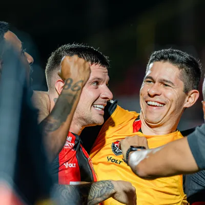 Vasco perde para o Vitória por 1 a 0