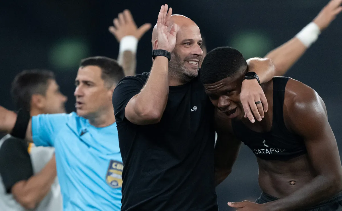 Franclim Carvalho muda o Botafogo, Kadir decide no fim e garante vitória sobre o Santos
