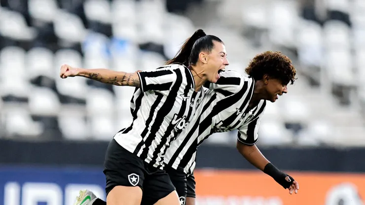 Gloriosas brigam pelos três títulos - Foto: Arthur Barreto/Botafogo