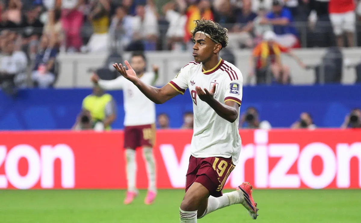 Lamine Yamal chega à final com retrospecto perfeito como titular pela Espanha em grandes torneios