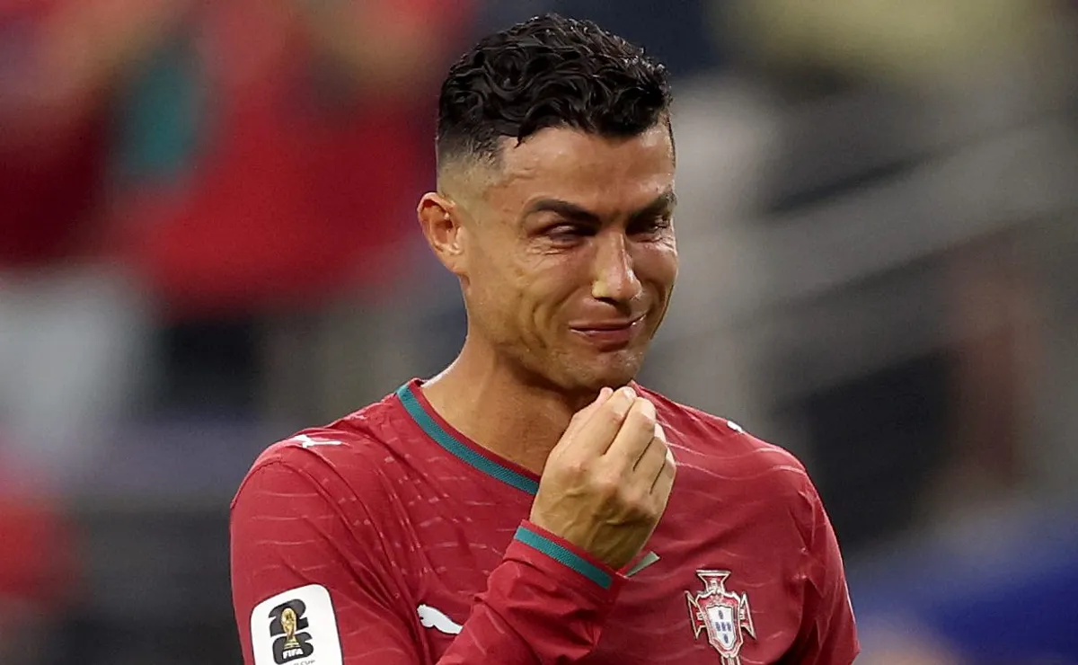 Cristiano Ronaldo fracassa na Copa do Mundo e Ronaldo Fenômeno justifica: “Corpo começa a enviar sinais”