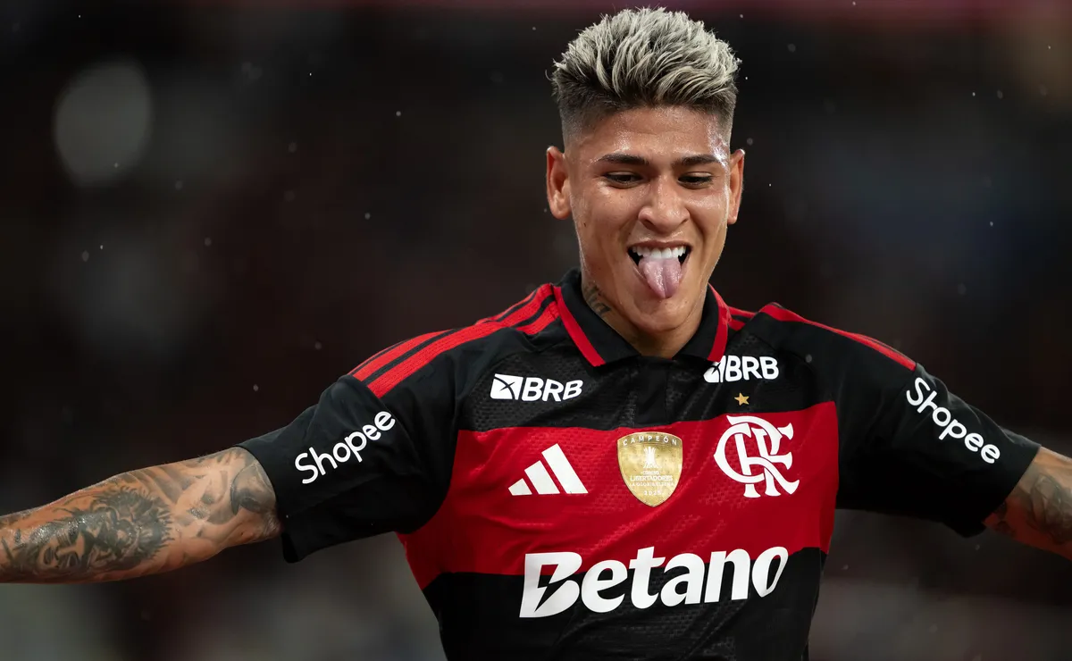 Provável escalação do Flamengo contra o Internacional tem Carrascal e retorno de reforços