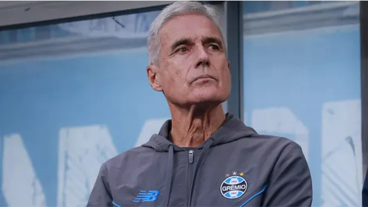 Luís Castro no comando do Grêmio