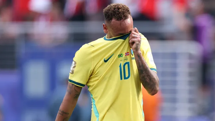 Neymar após a eliminação do Brasil na Copa do Mundo - Foto: Justin Setterfield/Getty Images