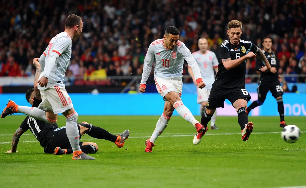 Espanha goleou a Argentina no último encontro antes da final da Copa do Mundo