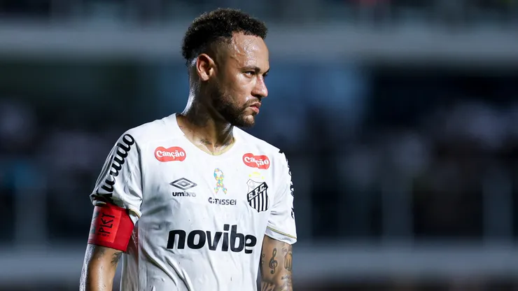 Neymar deve reforçar o Santos contra a Chape - Foto: Ricardo Moreira/Getty Images