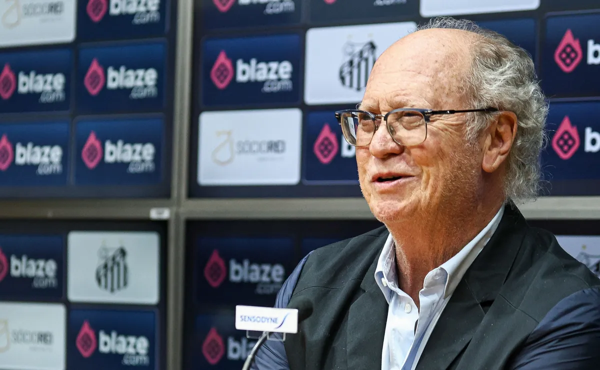 Paulo Roberto Falcão relata espanto na Itália com os problemas da Seleção Brasileira