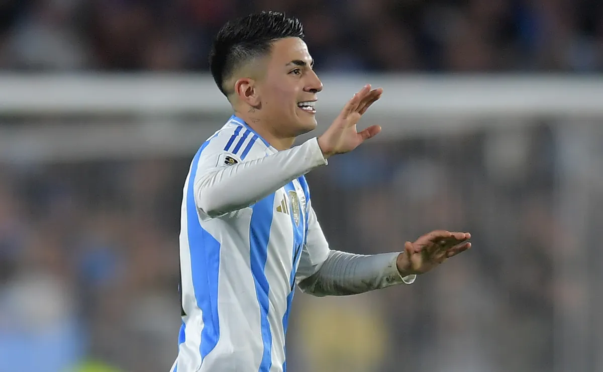 Thiago Almada recusa proposta do Al-Ahli, e Flamengo segue confiante por reforço