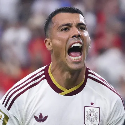 Pedro Porro não irá trocar o Tottenham pelo Barcelona