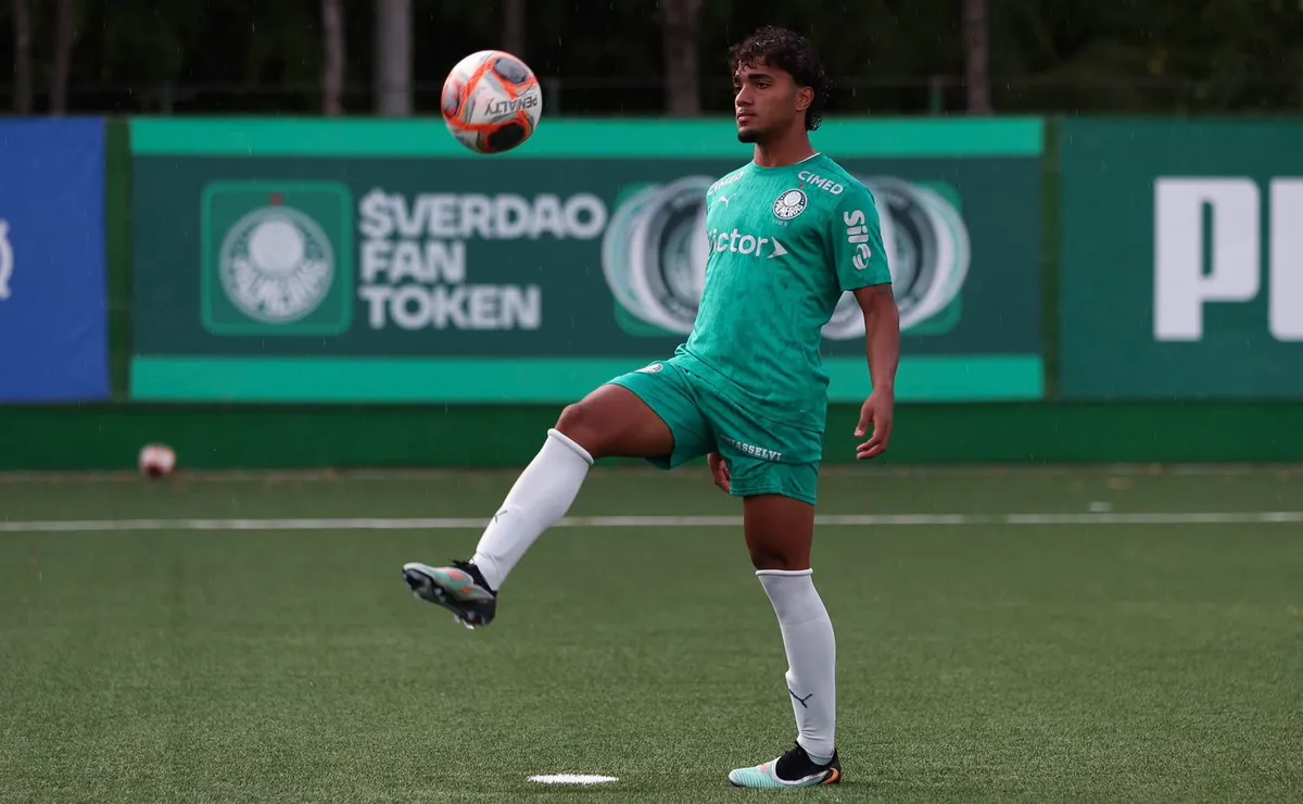 Palmeiras recusa proposta de cerca de 18 milhões de euros do Grupo City por Heittor, joia da base