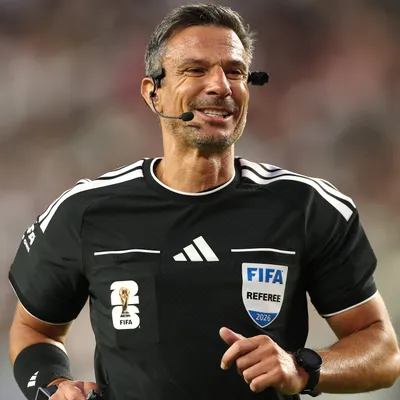 Árbitro da final esteve na última derrota de Messi em Copas