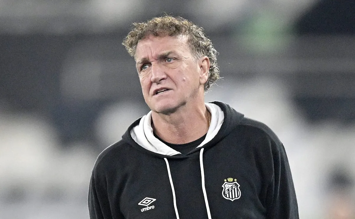 Cuca tem sucesso em plano de jogo e Santos domina a Universidad Central num 4-2-3-1