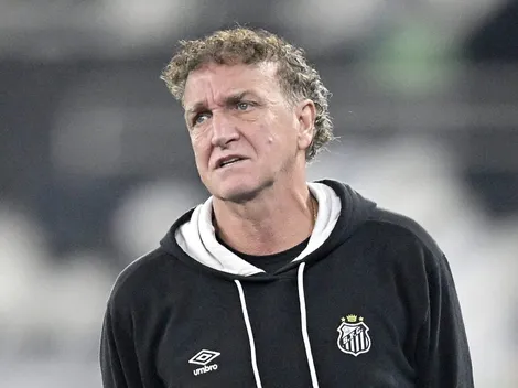Cuca tem sucesso em plano de jogo e Santos domina a Universidad